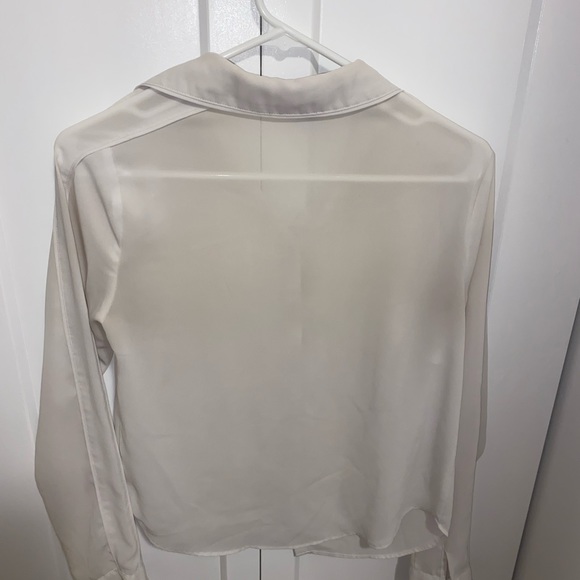 White blouse- Forever 21 - Picture 2 of 3